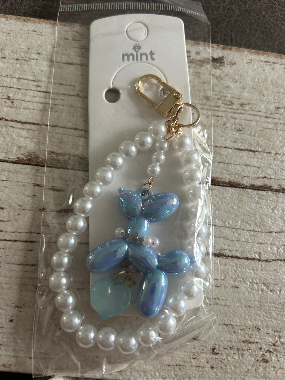 5-!25 Mint Iridescent Blue Balloon Dog Pearl Keychain with Frosted Heart
